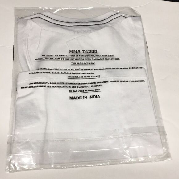 NWT 🦕 DKNY T-shirt - Picture 4 of 4
